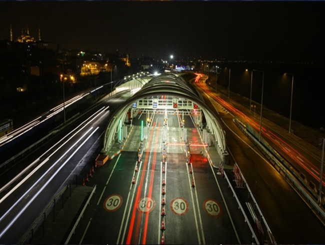 Avrasya T�neli trafi�e kapat�ld�  