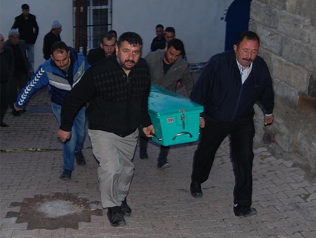 Olunu ldren baba: Kendine zarar vermesine vicdanm el vermedi, ldrdm