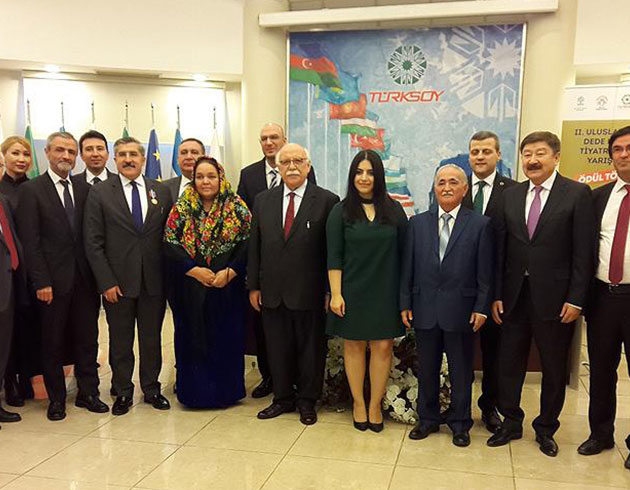 T�rk d�nyas� tiyatro �d�lleri sahiplerini buldu