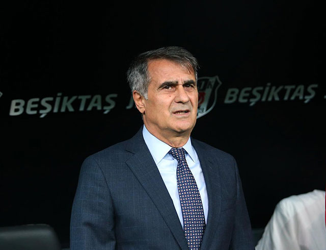 �enol G�ne�: �stersem Messi'yi oynatmam