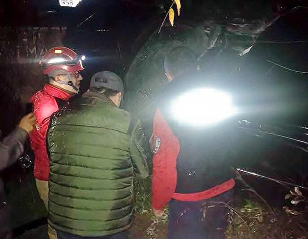 Bal�kesir�de feci kaza!: 1 �l�, 2 yaral�  