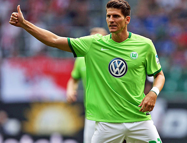 Mario Gomez, Stuttgart'a transfer oldu