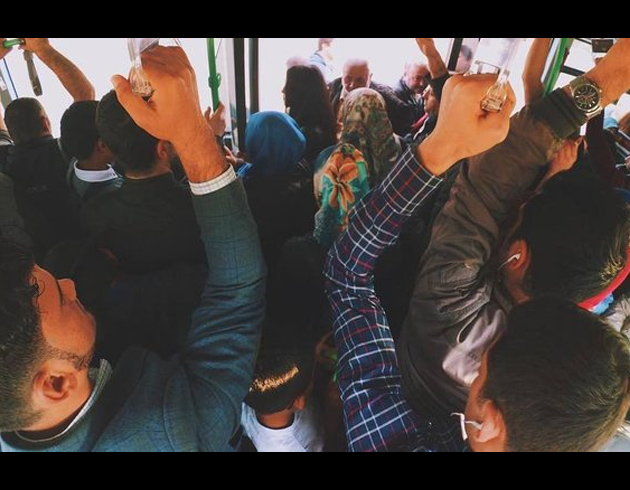 Belediye otob�s�nde temasa 2 y�l ceza