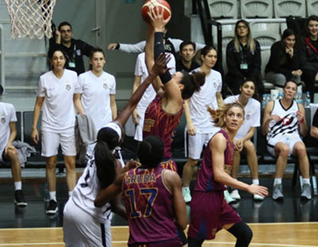 Be�ikta�-Yak�n Do�u �niversitesi: 68-82