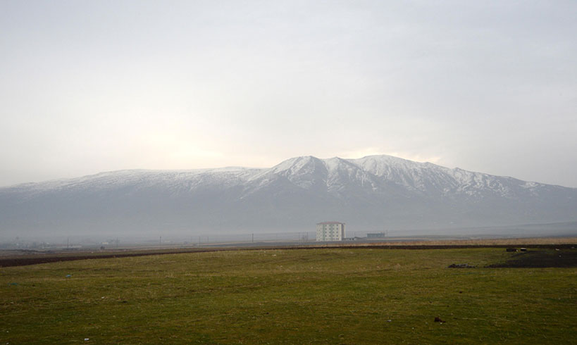 'Uyuyan volkan' izleniyor