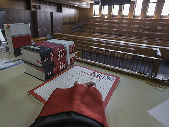 FET�'n�n polislerin imam�ndan 'askere kar�� gelinmesin' mesaj�