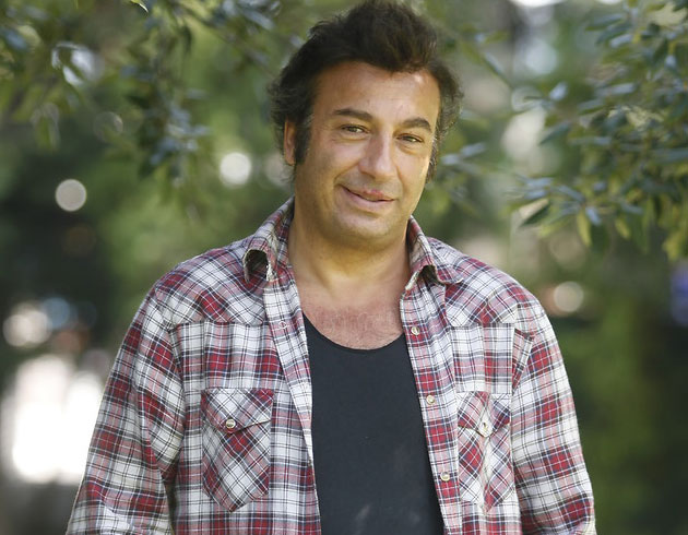 Ahmet Bulut e�inden bo�anma karar� ald�