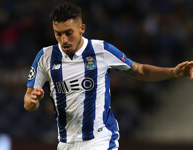 Juventus Telles'i al�rsa Asamoah Galatasaray'a kalacak