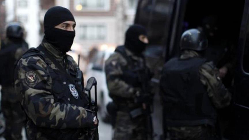 �stanbul'da ter�r �rg�t� DEA�'a y�nelik operasyon: 20 g�zalt�