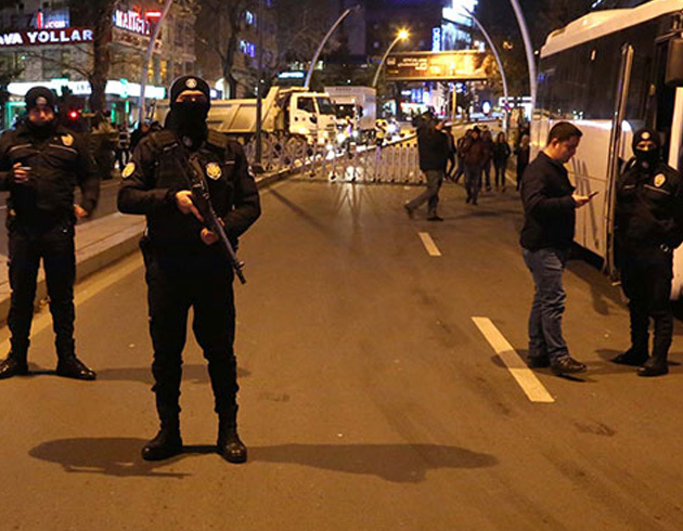 Ankara'da Kzlay Meydan trafie kapatld
