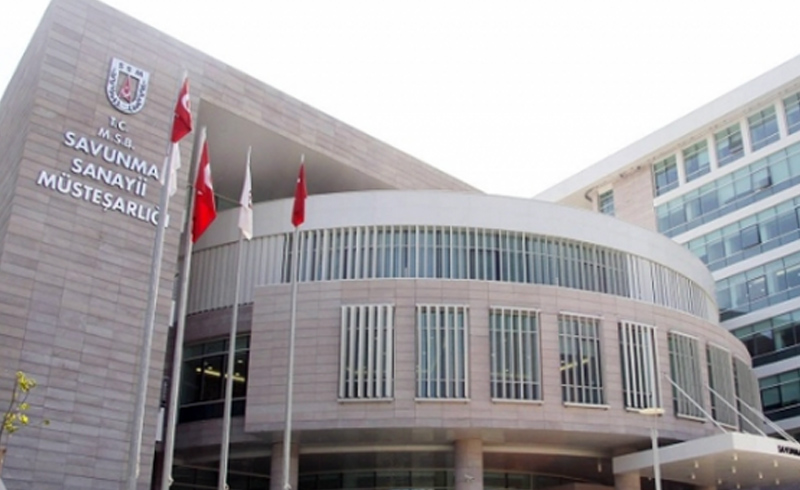 Savunmada FET� temizli�i