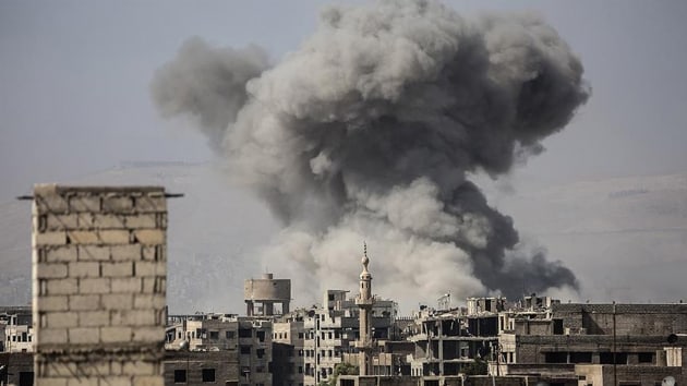 Esed rejimi, abluka altındaki Doğu Guta'ya operasyon başlattı: 4 rejim generali öldü