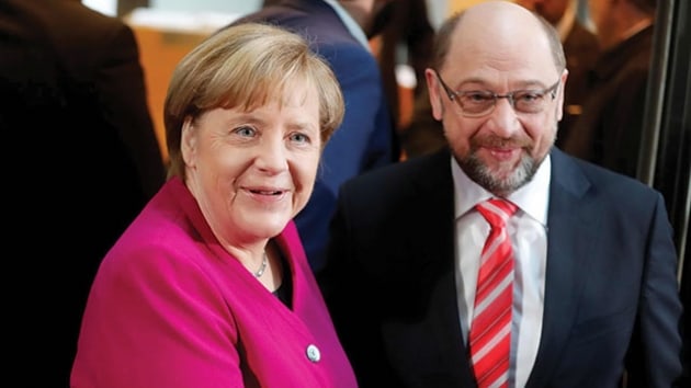 Schulz, Merkele teslim oldu