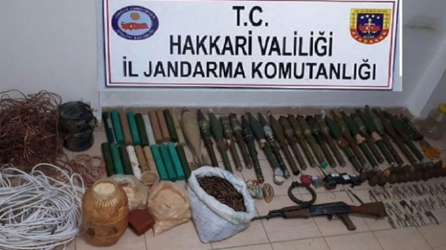 Hakkari'de PKK cephanelii ele geirildi