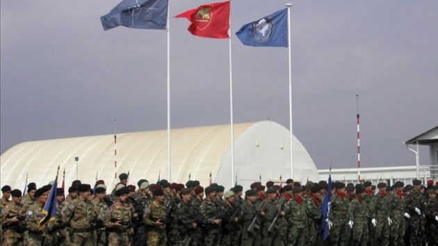 Kosova'daki NATO gleri bnyesinde grev yapan bir ABD'li asker ld