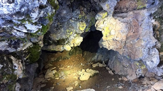 Tunceli'de terristlere bir darbe daha: 1 snak ve patlayc ele geirildi  