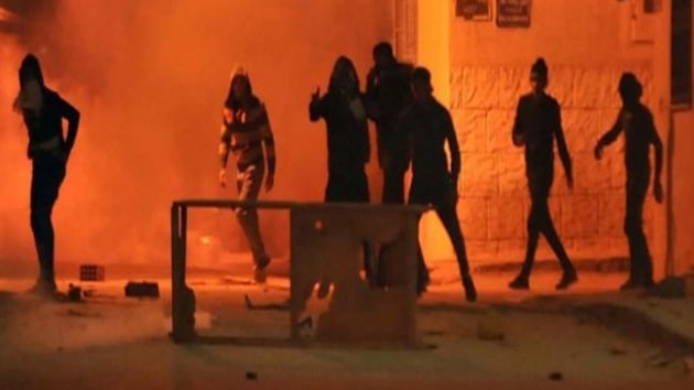 Tunus'ta protestolar: Baz kentlere ordu birlikleri sevk edildi