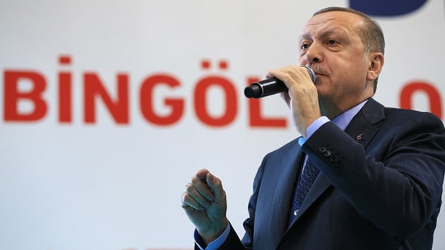 Cumhurbakan Erdoan: Biz Amerika ile deil kendimizle yaryoruz