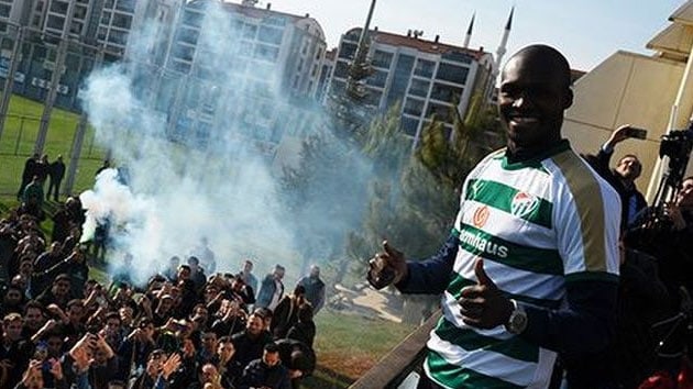 Moussa Sow salk kontrolnden geti ve imzay att
