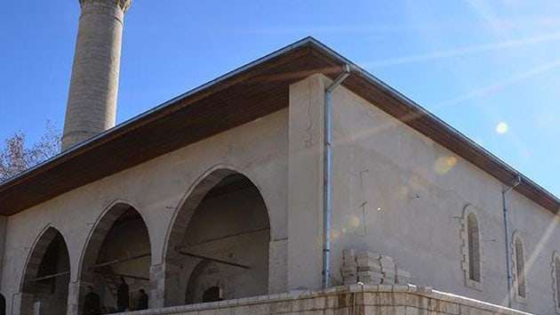 Ata yadigar Osmanl camisi yeniden ayaa kaldrlyor