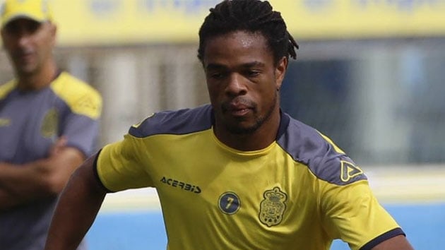 Loic Remy Levante'ye imza atmak zere