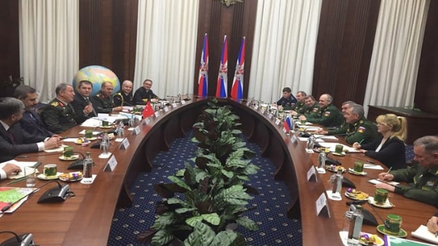 Rusya'ya giden Genelkurmay Bakan ve MT Mstear, Rusya Savunma Bakan ile bir araya geldi