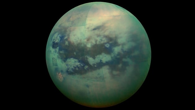 Satrn'n uydusu Titan'da 'deniz seviyesi' tespit edildi