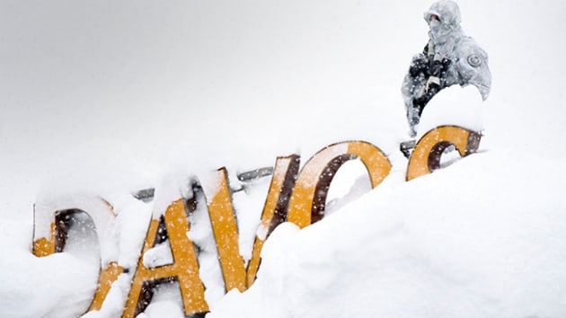 Davos kar altnda;  riski nedeniyle 30 konut tahliye edildi