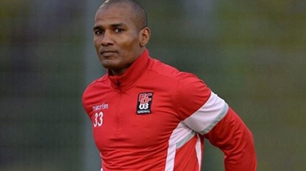 Florent Malouda, Lksemburg ekibi Differdange 03 ile anlat