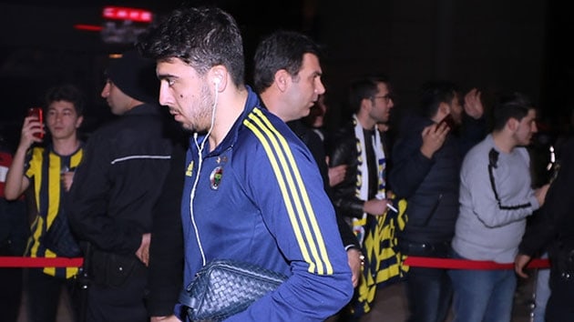 Fenerbahe'de Ozan Tufan ile yollar ayrlyor