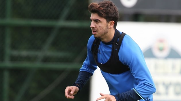Ozan Tufan, Aykut Kocaman'n kendisini affedip Samandraya armasn bekliyor