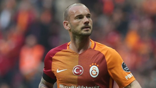 Dursun zbek ynetimi Sneijder'in babasna 200 bin euro para dedi