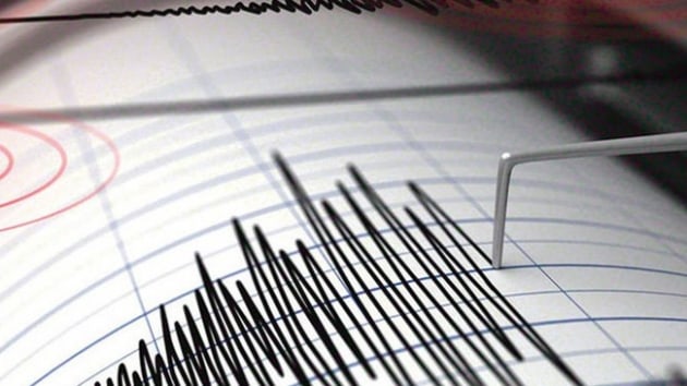 Manisa'da 6 dakika arayla 2 deprem meydana geldi