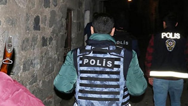 Diyarbakrda 3 bin polisle '15 ubat' alarm: 77 gzalt