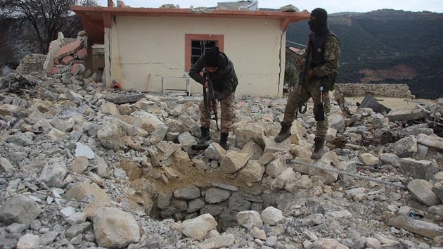 Afrin'de terristlere ait yeni tneller ortaya karld