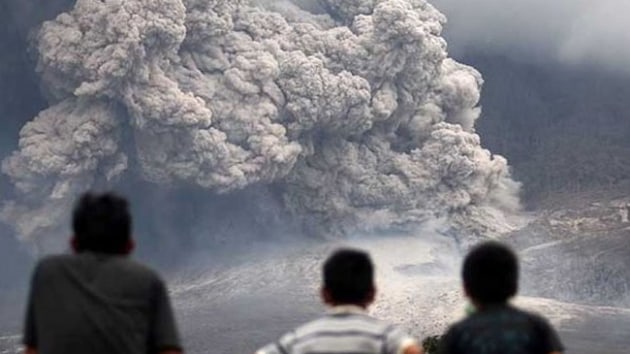 Endonezyada Sinabung Yanarda kl pskrtyor