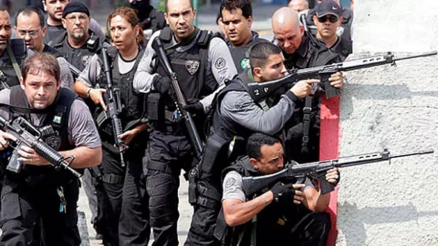 Brezilya'daki hapishane isyannda silahl mahkumlarn esir ald 8 gardiyan ve 10 mahkum serbest brakld
