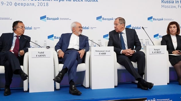 Rusya Dileri Bakan Lavrov, ranl mevkida ile bir araya geldi 