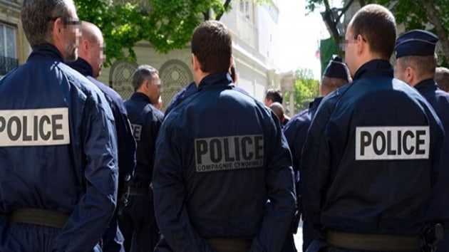 Fransa'da yasa d gmenlerin ngiltere'ye geiini salayan 11 kii yakaland