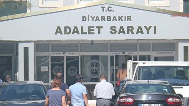 PKK'l terristlerle irtibatl olduklar iddiasyla gzaltna alnan 5 zanl tutukland
