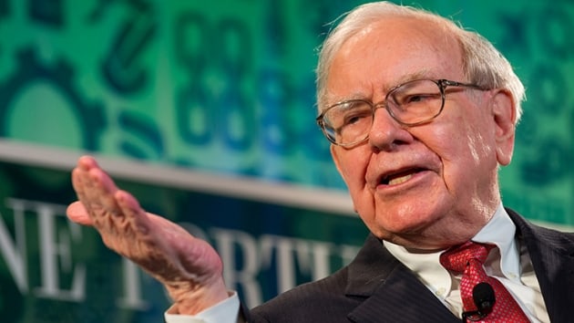 Milyarder yatrmc Warren Buffett grevini brakyor