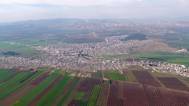 Afrin'de merkezin kuatlmasna 1,5 kilometre kald