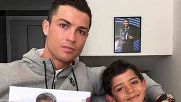 Cristianp Ronaldo'dan Suriyeli ocuklara destek