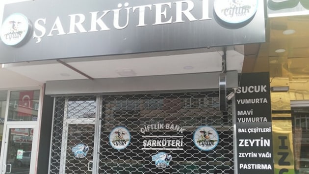 iftlik Bank Kayseri arkteri kepenk kapatt  