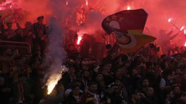 Galatasaray'a Florya'da cokulu karlama