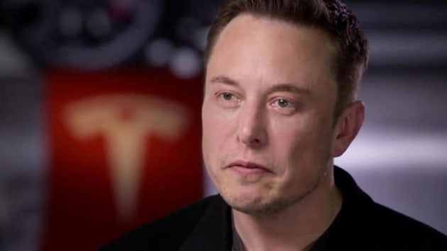 Elon Musk: Babam aklnza gelebilecek her trl ktl yapmtr