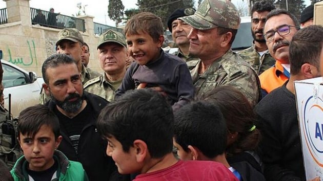 2. Ordu Komutan Korgeneral Temel, Afrin'de birlikleri denetledi 