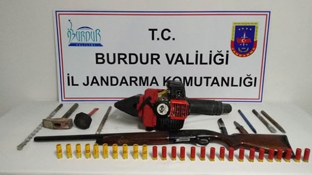 Burdur'da uyuturucu ve tarihi eser operasyonlar: 8 gzalt