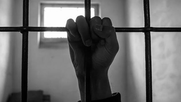ran, Trkmenistan'da tutuklu veya hkml bulunan 283 vatandana karlk 4 Trkmenistanl mahkumu lkesine gnderdi
