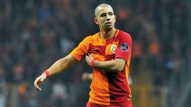 Cezayir Teknik Direktr Reba Macirin yardmcs Ighil: Feghouli, yeniden milli takma arlabilir
